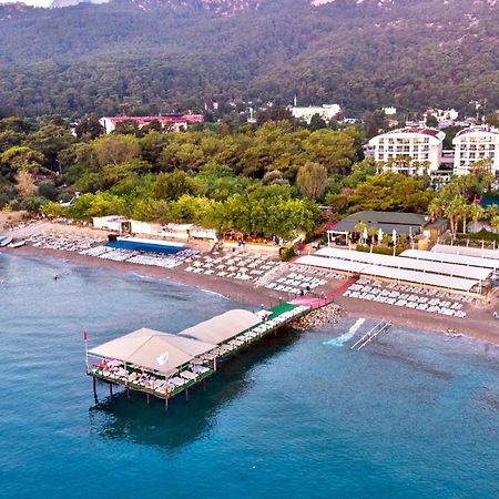 בלדיבי Ring Beach Hotel מראה חיצוני תמונה
