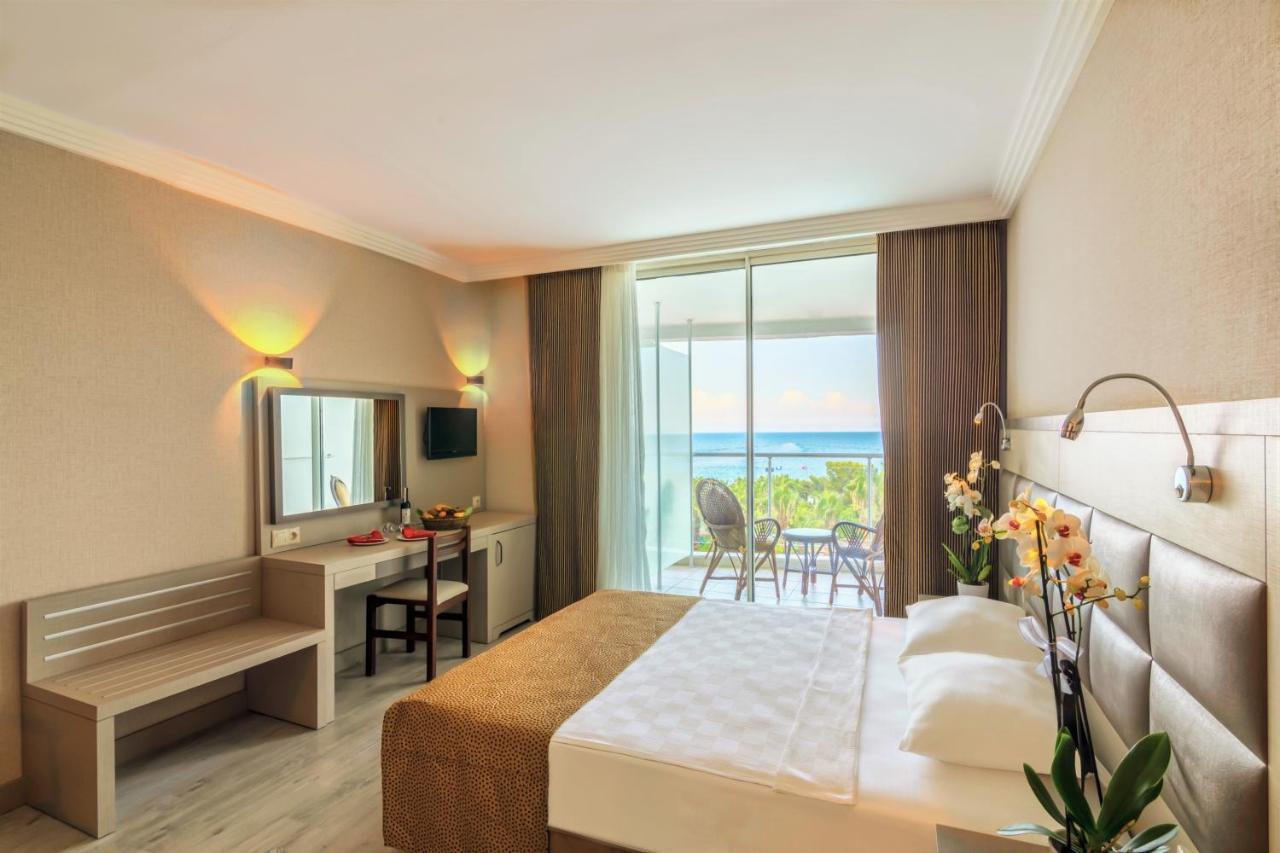 בלדיבי Ring Beach Hotel מראה חיצוני תמונה