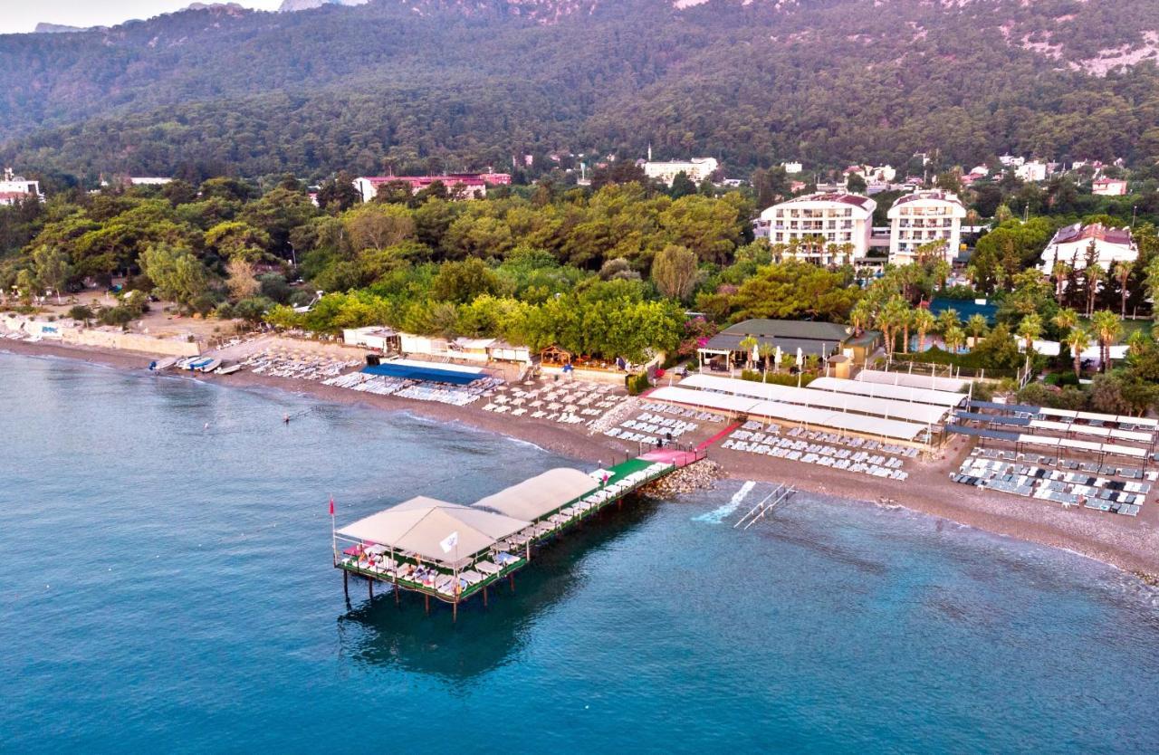 בלדיבי Ring Beach Hotel מראה חיצוני תמונה