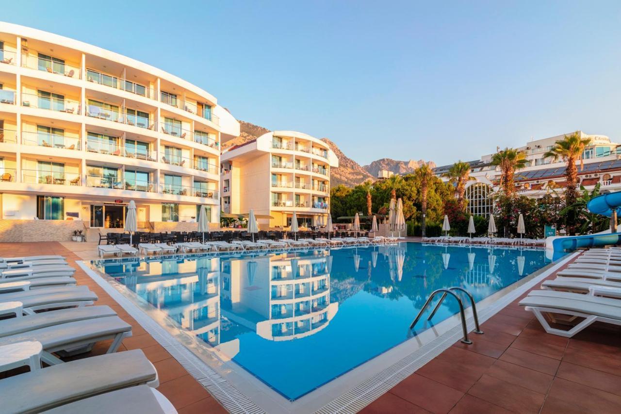 בלדיבי Ring Beach Hotel מראה חיצוני תמונה